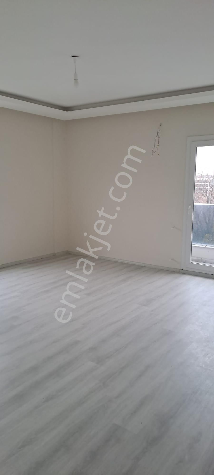 Bornova Erzene Satılık Daire Satılık 2+1 Bornovada Daire