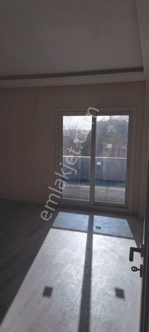 Bornova Erzene Satılık Daire Satılık 1+1 Daire