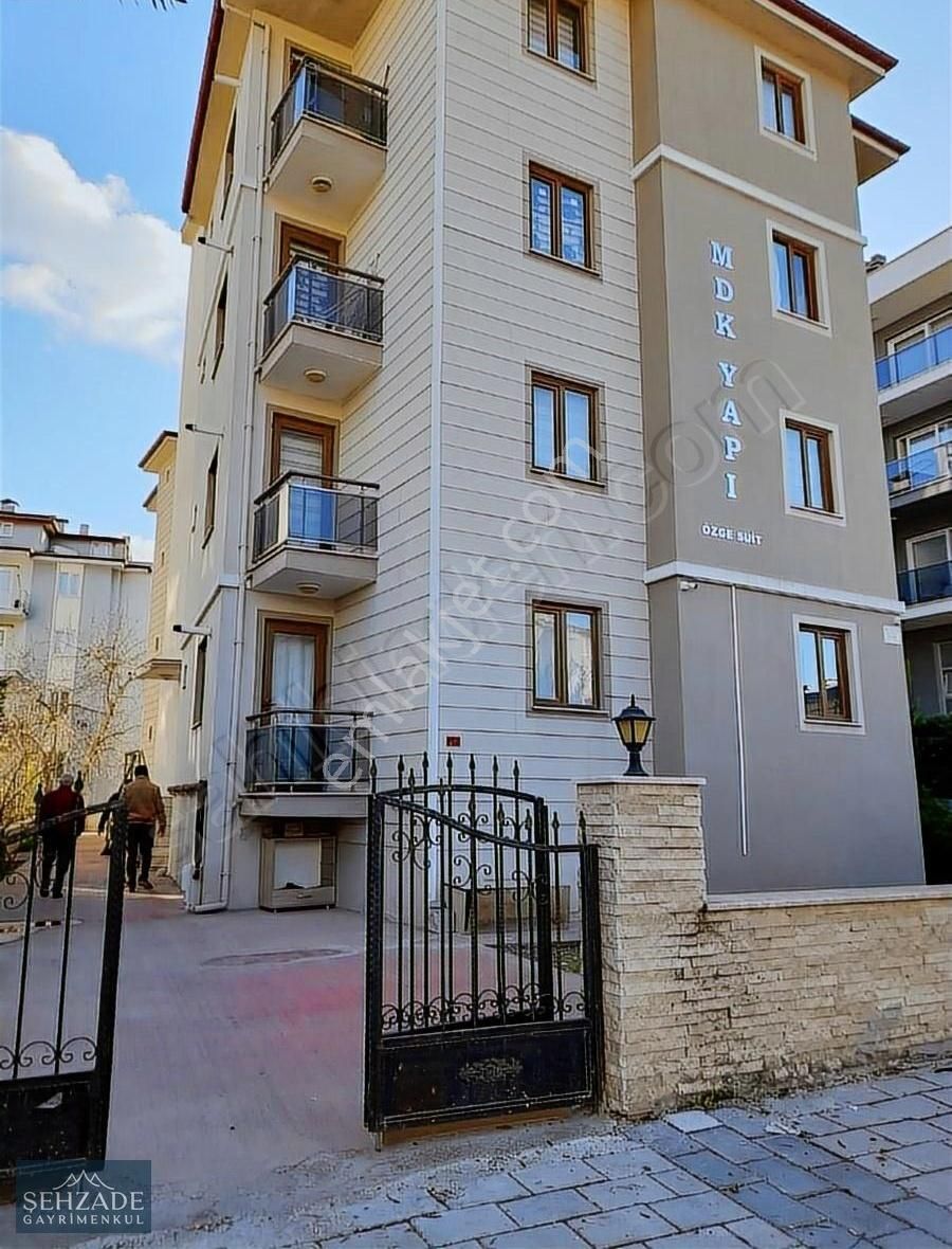 Pamukkale Kınıklı Kiralık Daire Şehzade'den Çok Temiz Sıfır Eşyalı Geniş 1+1 Kiralık Daire