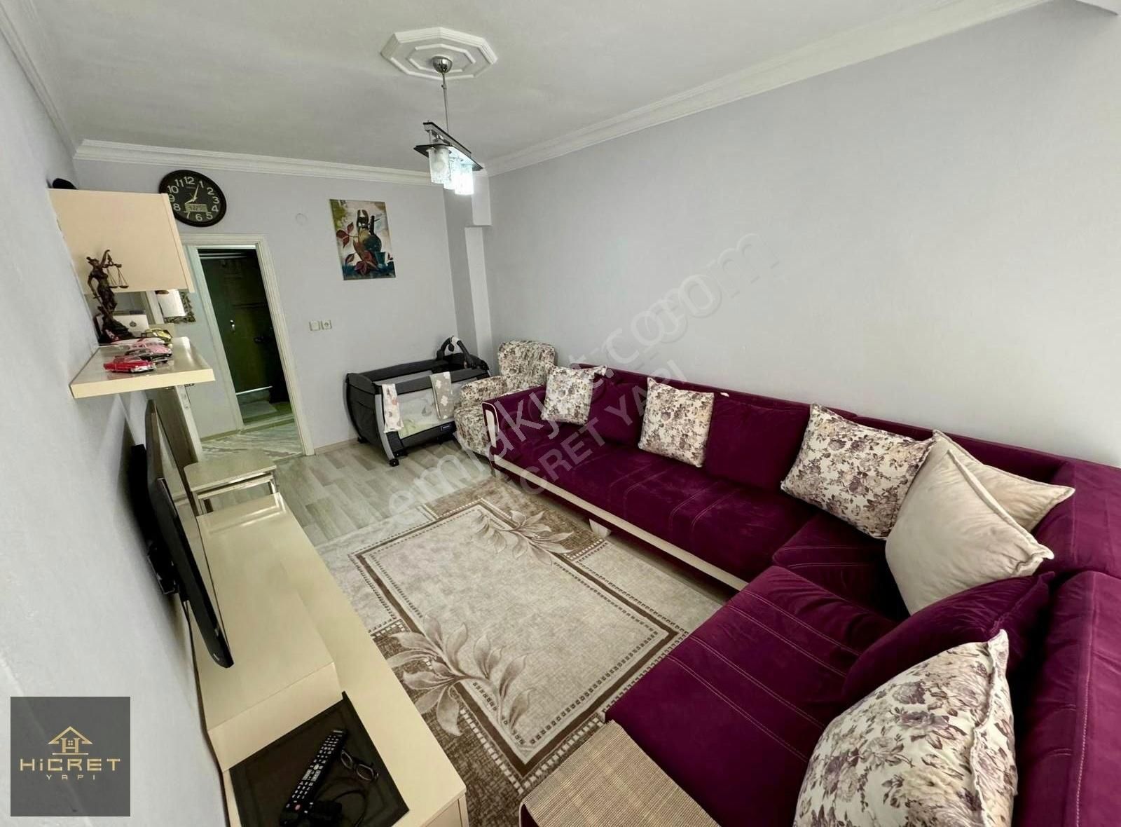 Sultangazi Sultançiftliği Satılık Daire Hicret Den Sultançiftliği Mh 2+1 95m² Krediye Uygun Fırsat Daire