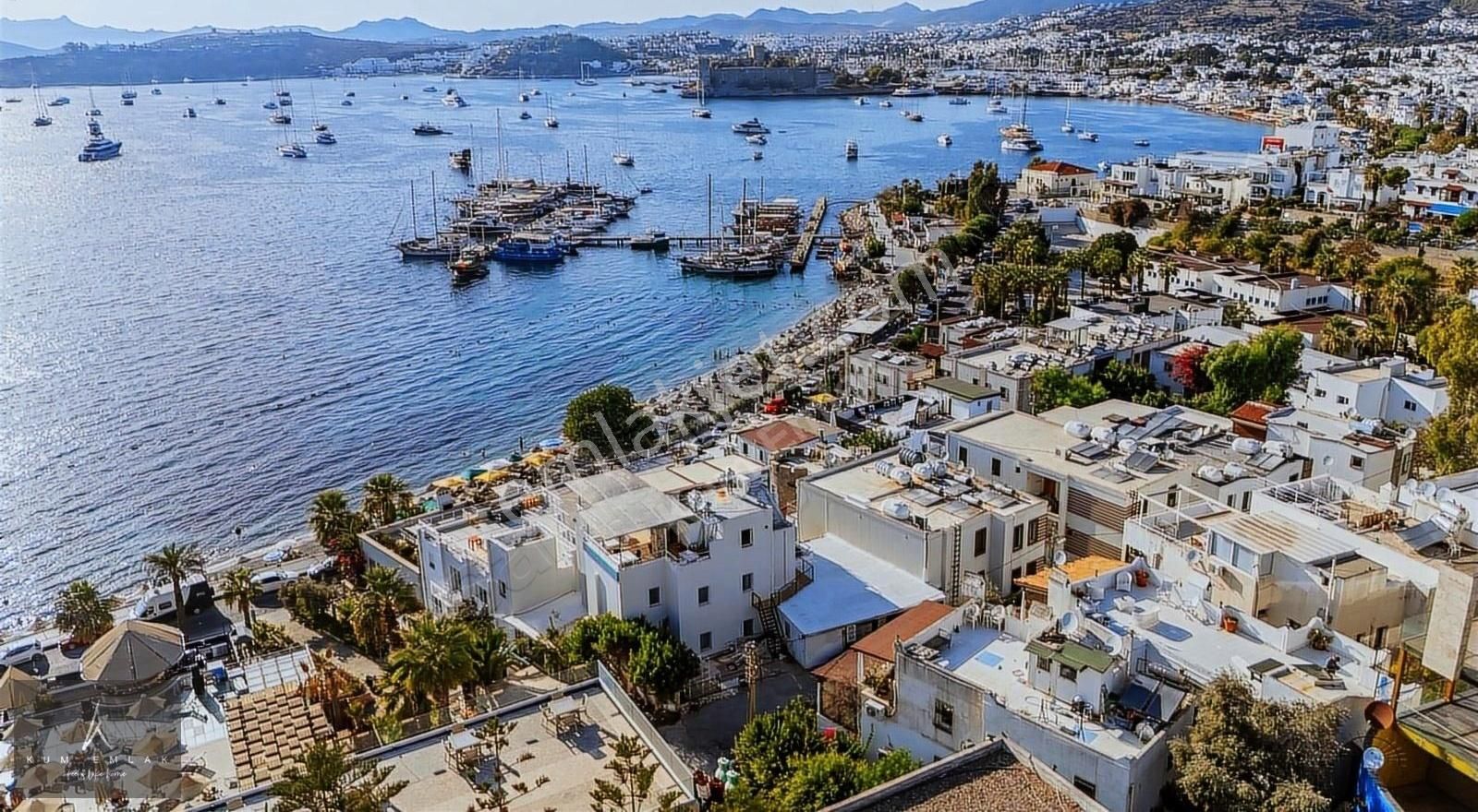 Bodrum Kumbahçe Satılık Daire Bodrum Kumbahçe Satılık Villa - Sahile 50m Ve Kale Manzaralı