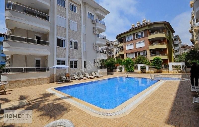 Alanya Oba Satılık Daire Alanya Oba 1+1 55 M2 Eşyalı Kumlu Plajına 300 Mt. Lüks,merkezde