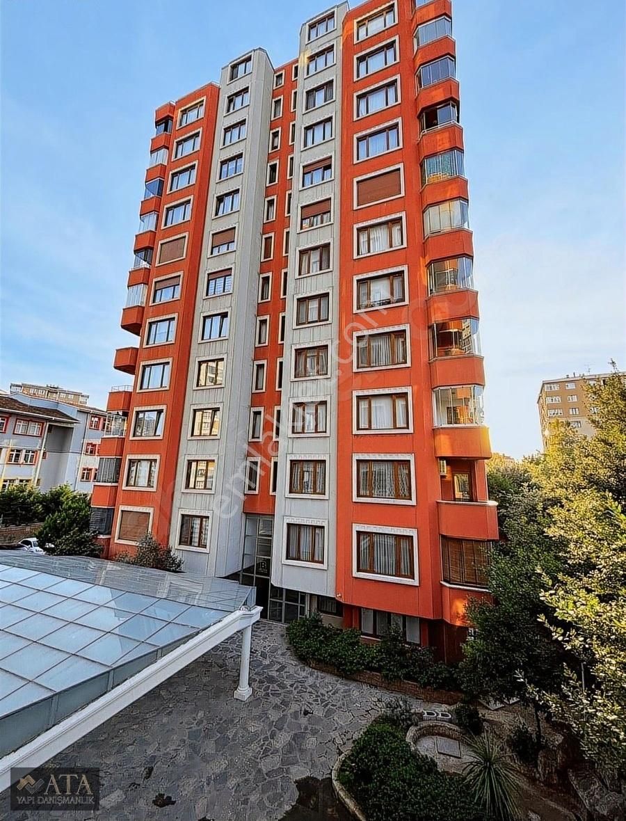 Maltepe Altayçeşme Satılık Daire Maltepe Altayçeşmede Güvenlikli Sitede A.otoparklı 4+1,140m2