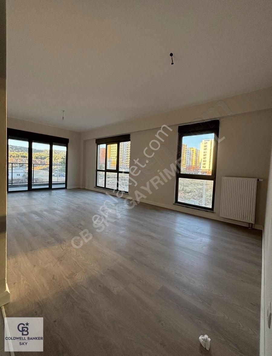 Kepez Santral Satılık Daire Coldwell Banker Sky`dan Yakın Teslim 3+1 142 M2 Fırsat Daire