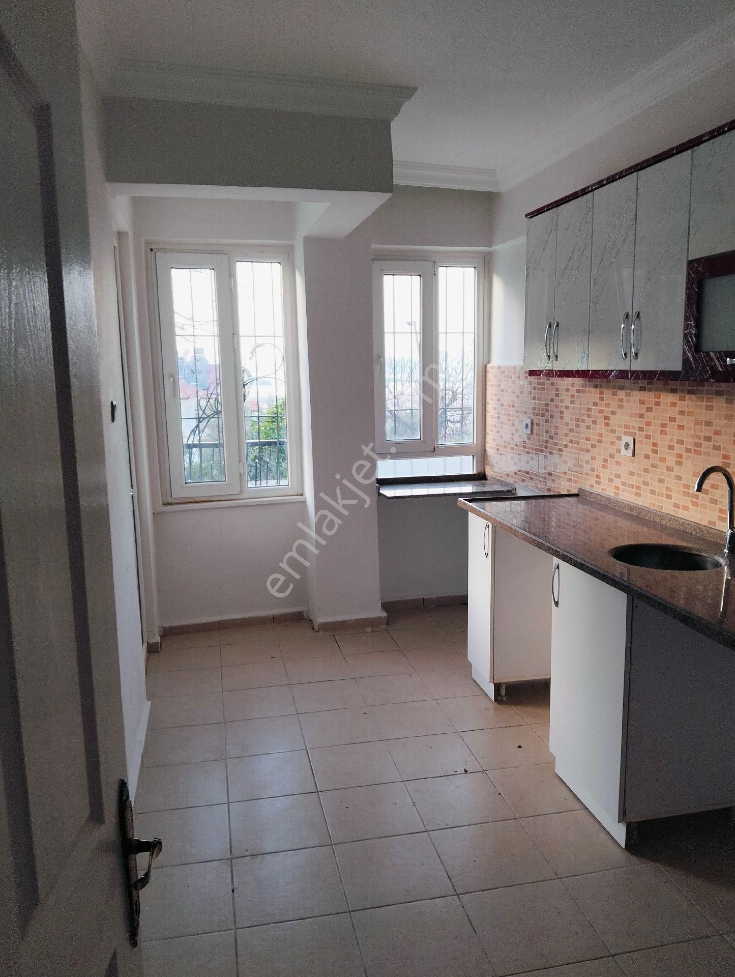 Patlangıç Mahallesinde 3+1 Kiralık Daire - Görsel 13