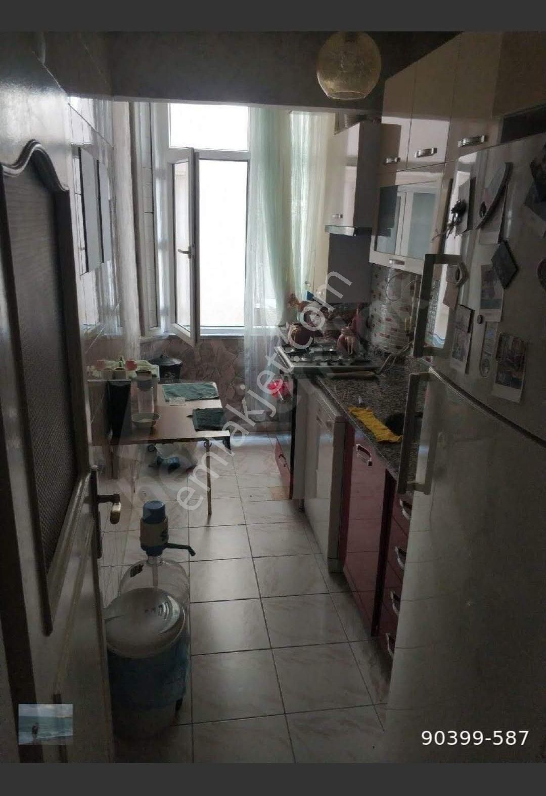 Ümraniye İstiklal Satılık Daire Ümraniye İstiklalde 2+1 Satılık 90m İskanlı 2.kat Bakımlı Daire No:540