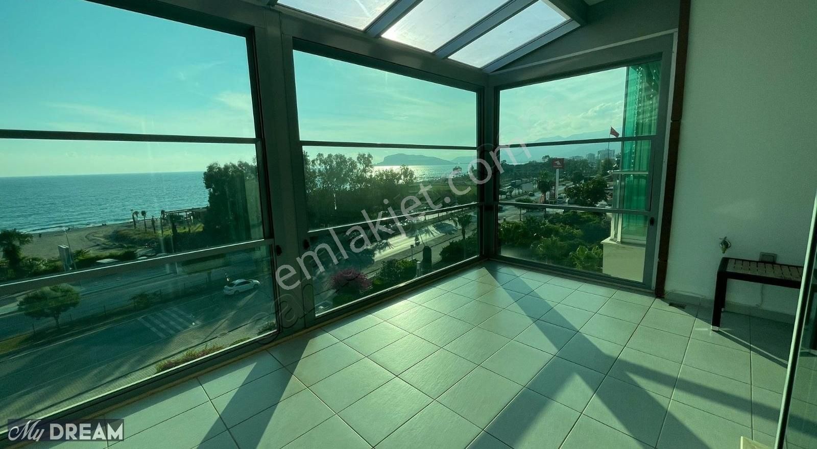 Alanya Kestel'de Mükemmel Konumda Panoramik Manzaralı 3+1 Daire - Görsel 6