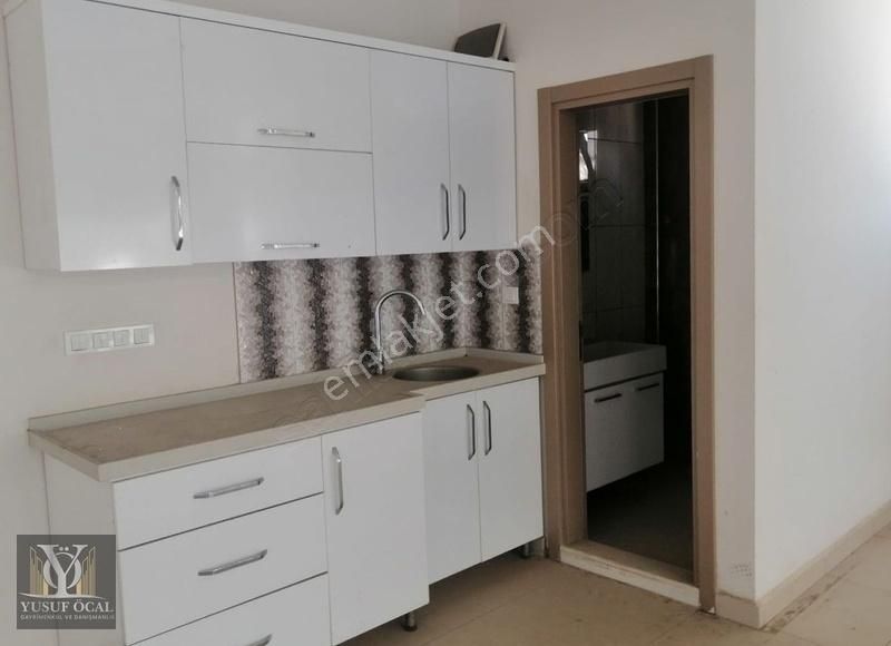 Torbalı Muratbey Kiralık Dükkan & Mağaza Muratbey Mahallesinde Cadde Üzerinde Tabela Degerli 150m2 Dükkan