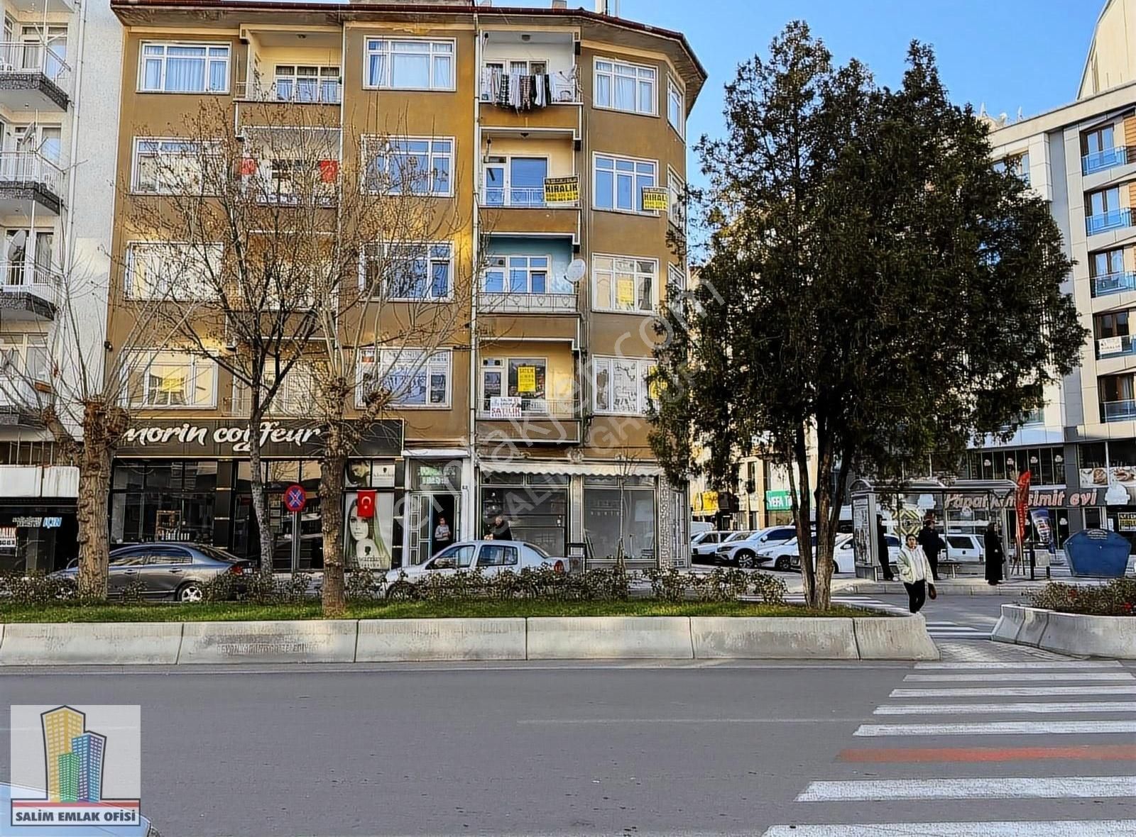 Afyonkarahisar Merkez Marulcu Satılık Daire Yeşilyol'da, Ana Cadde Üzeri Satılık Köşe Konumlu (ofis) Daire