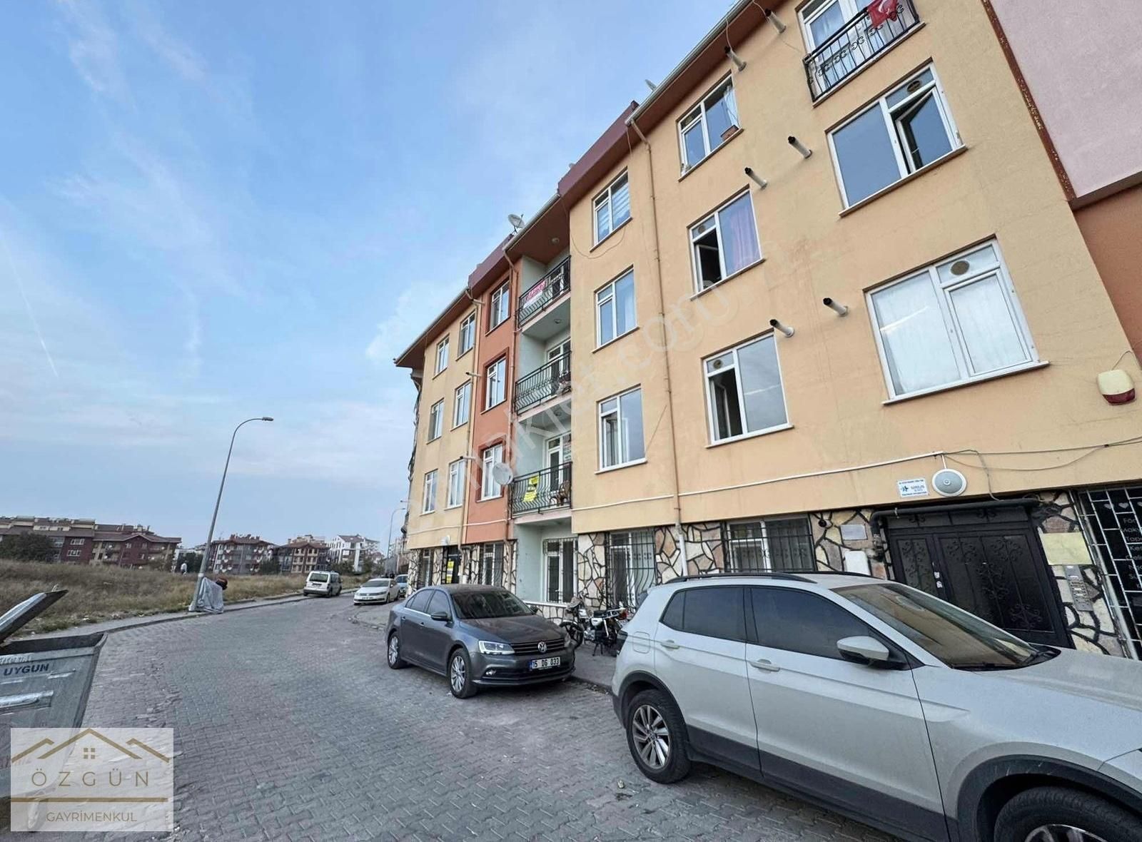 Odunpazarı Büyükdere Satılık Daire Büyükdere Mah Koza Sitesinde Balkonlu 2+1 Dubleks Daire