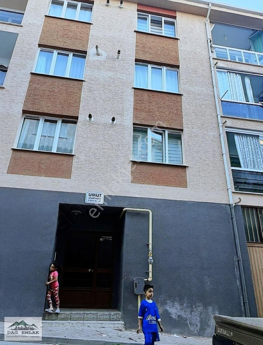 Odunpazarı Emek Satılık Daire Dağ Emlak / Emek Mh. Dilek Cd.yakını 130m2 3+1 Geniş Daire