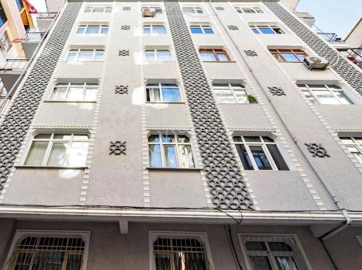 Bahçelievler Siyavuşpaşa Kiralık Daire Marcity'den Siyavuşpaşa Işıklara Yakın Temiz 2+1 1.kat Daire