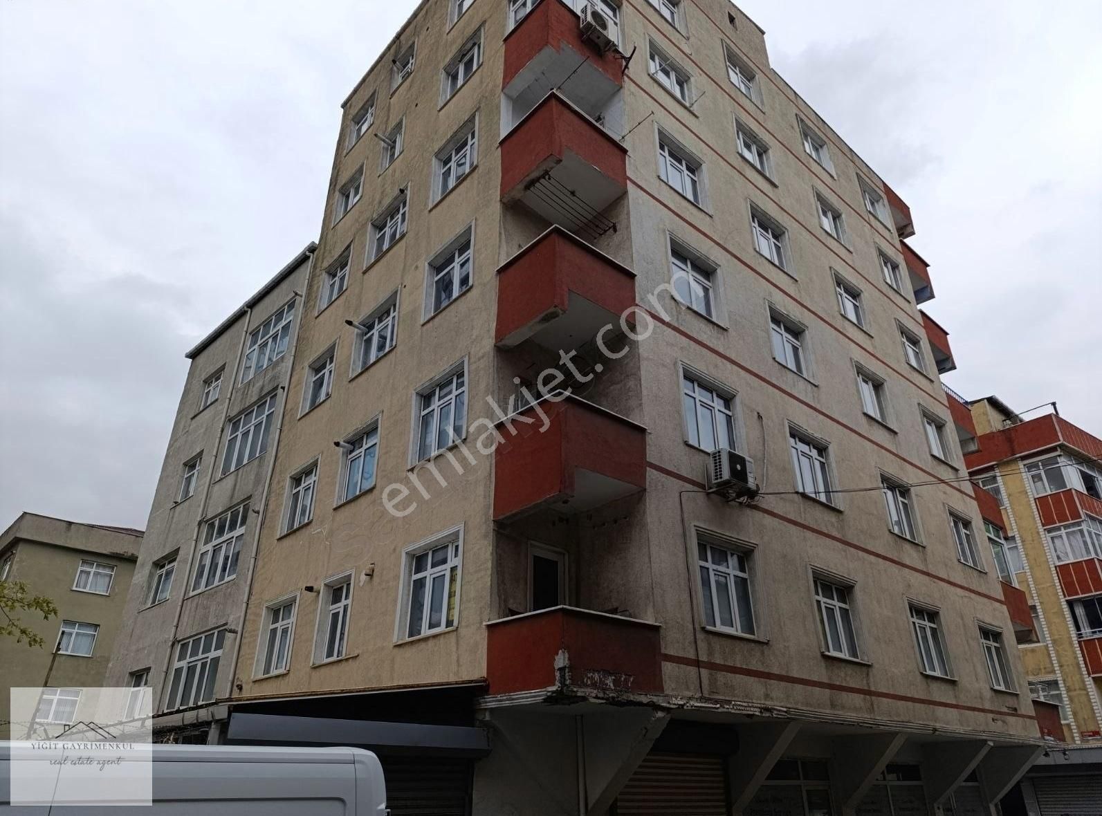 Küçükçekmece İnönü Satılık Daire Sefaköy Satılık Daire 2+1