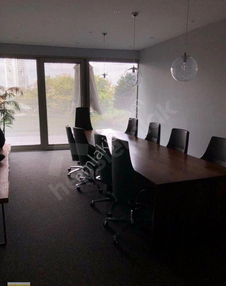 Zorlu Center Da Satılık Bahçe Alanı Mevcut Ofis - Görsel 14