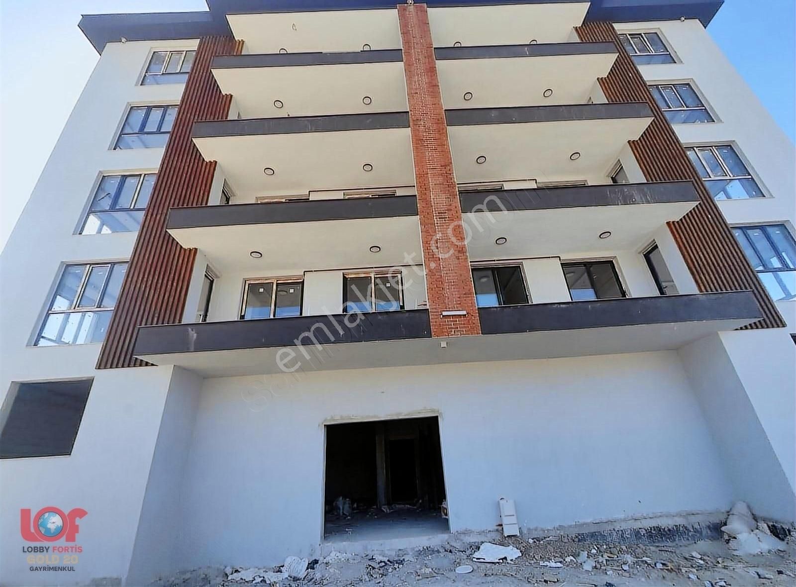 Merkezefendi Karahasanlı Satılık Daire Lobby Fortisten Karahasanlıda 135m2 Satılık 3+1 Ultra Lüks Daire