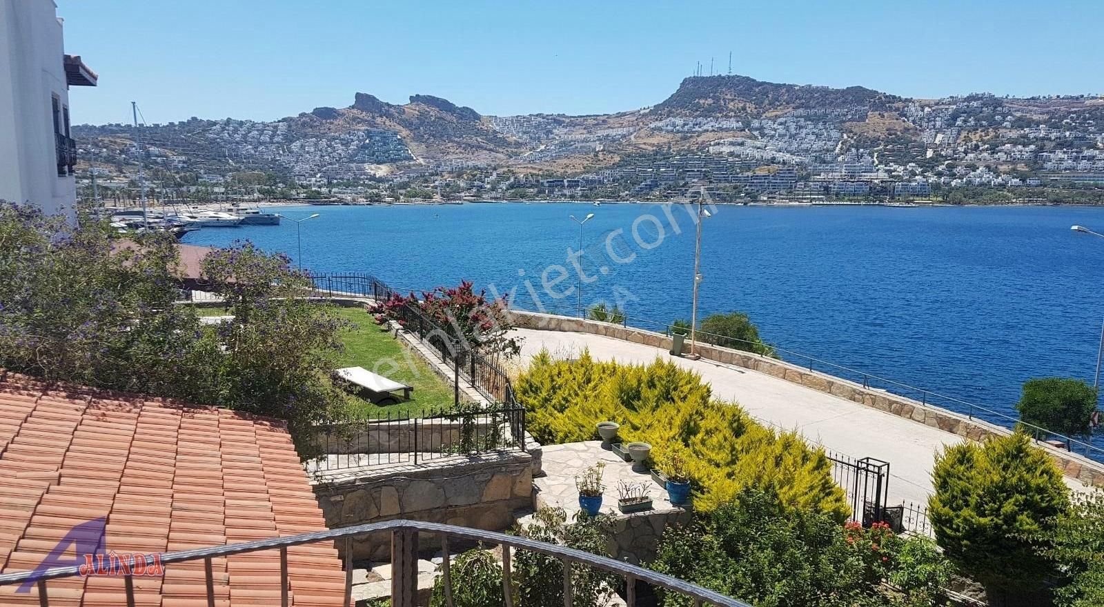 Bodrum Gündoğan Kiralık Villa Gündoğan`da Kiralık Müstakil Bahçeli Denize Yürüme Mesafesi