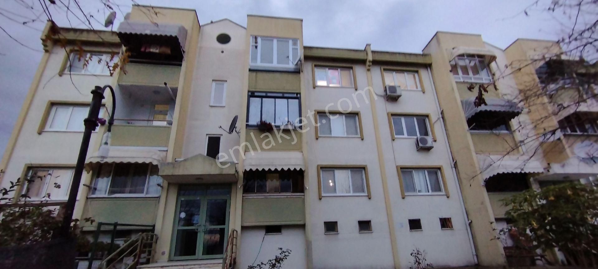 Adapazarı 15 Temmuz Camili Satılık Daire Sakarya Zümrüt Emlak'tan Camili Mahallesinde 2+1,88 M2, Acil Satılık Daire