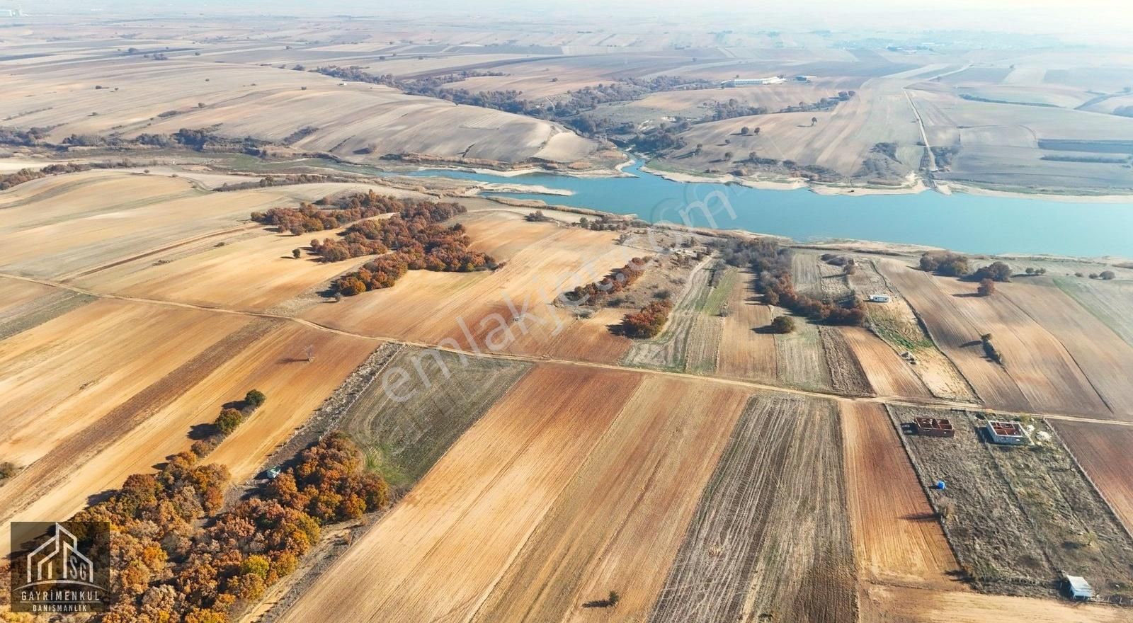 Lüleburgaz Kırıkköy Köyü (Cumhuriyet) Satılık Tarla Sg Gayrimenkul'den Kırıkköy'de Resmi Yola Cepheli Satılık Arazi