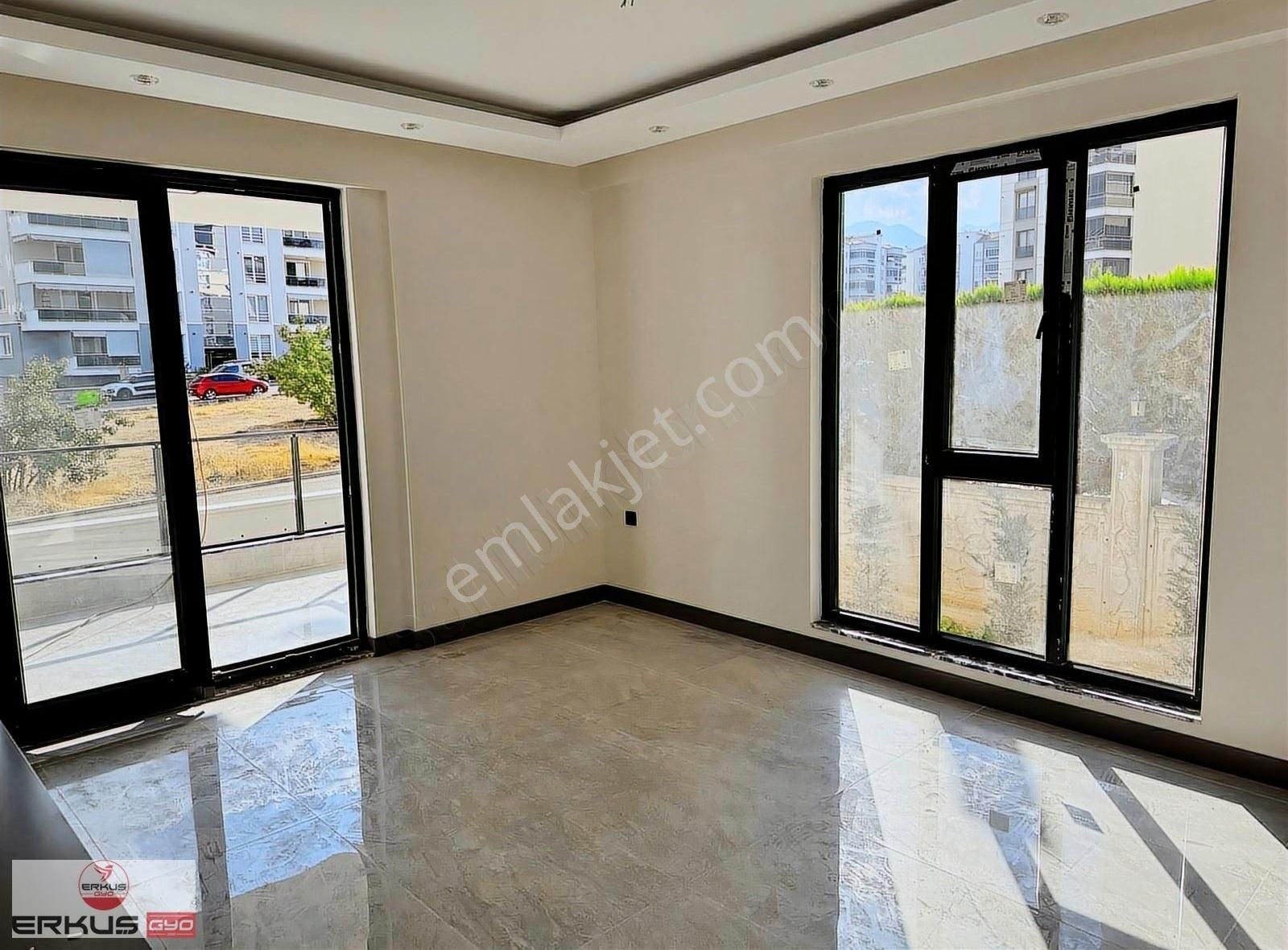 Merkezefendi Yenişafak Satılık Daire Denizli Yenişafak Mahallesi Satılık Sıfır Lüks 2+1 /120 M2 Daire