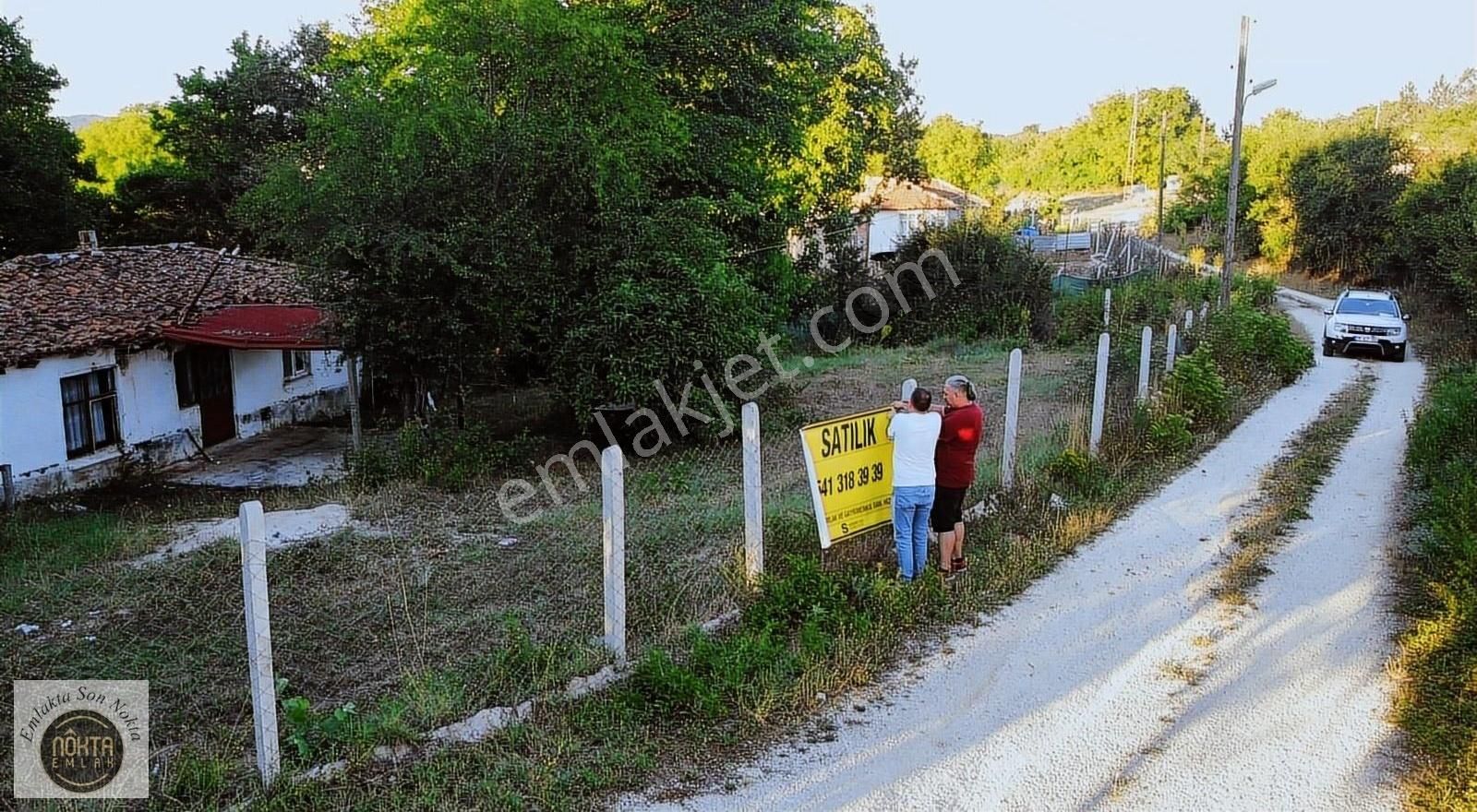 Kırklareli Merkez Kapaklı Köyü Satılık Konut İmarlı Nokta Emlaktan Satılık Köy Evi Müstakil Bahçeli.tek Tapu 3 Hisse