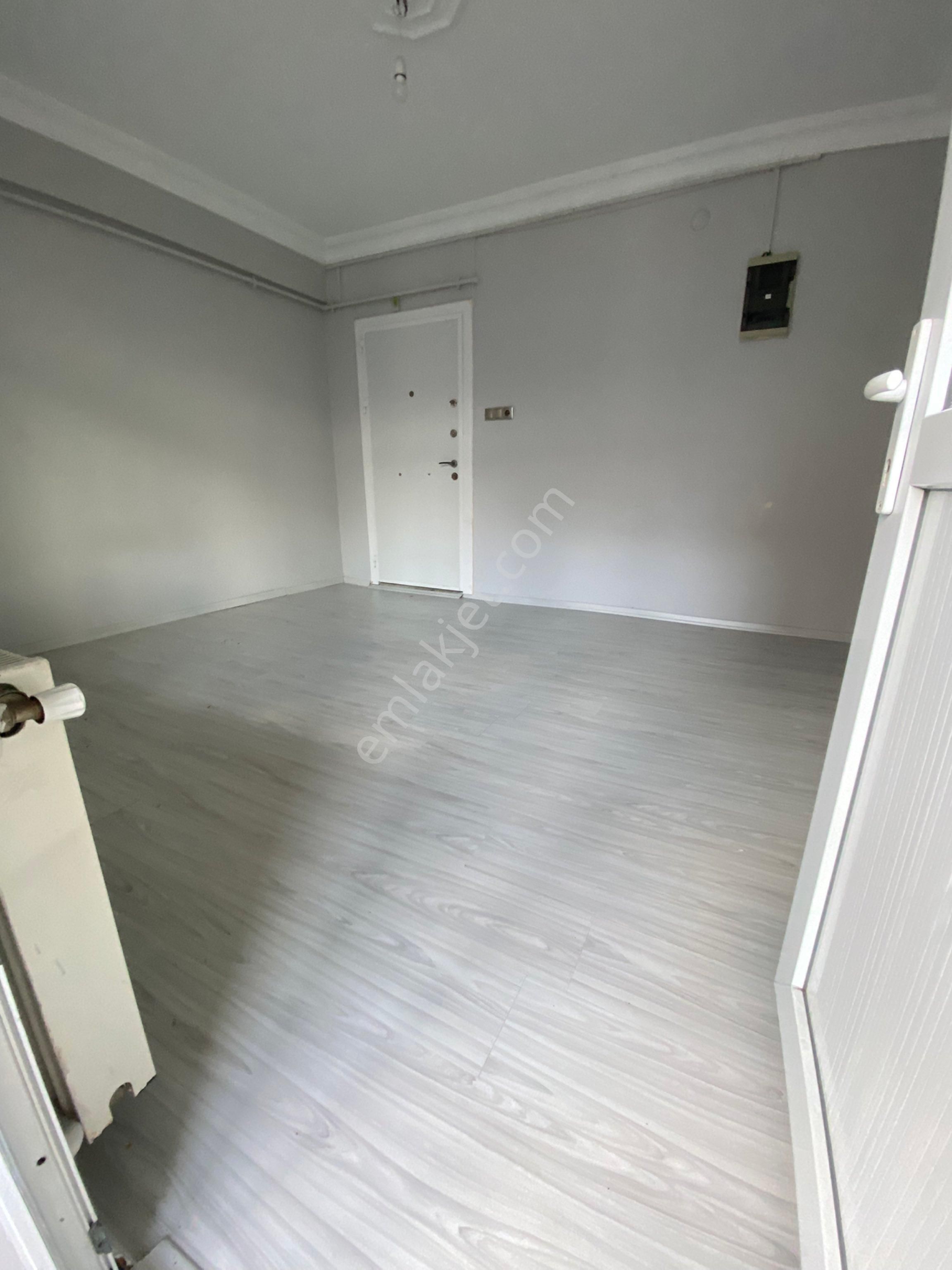 Doğan Araslıya Yakın İncirtepe Mah 241sk Kiralık 2+1 Arakatdaire - Görsel 4