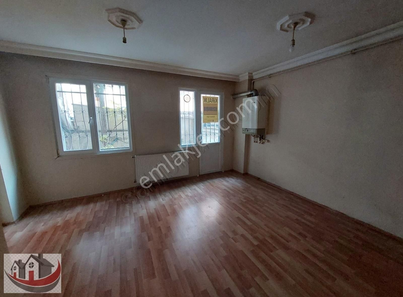 Maltepe Zümrütevler Kiralık Daire Güneyden 2+1.75m2 Kot 1 Altında Daire Olan Teraslı Daire