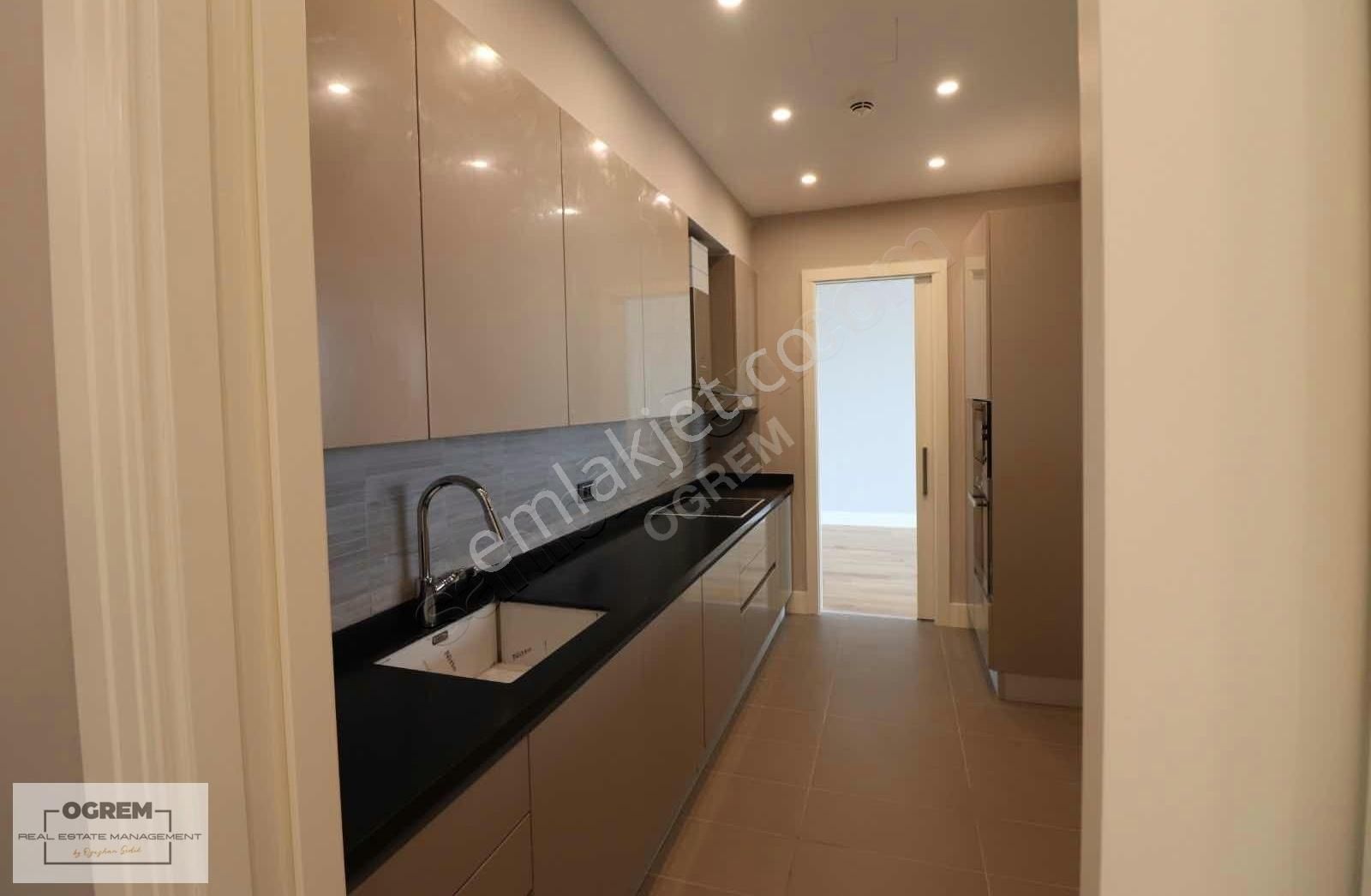 Metropol İstanbul/ Kiracısız Boş / 3+1 Satılık - Görsel 2