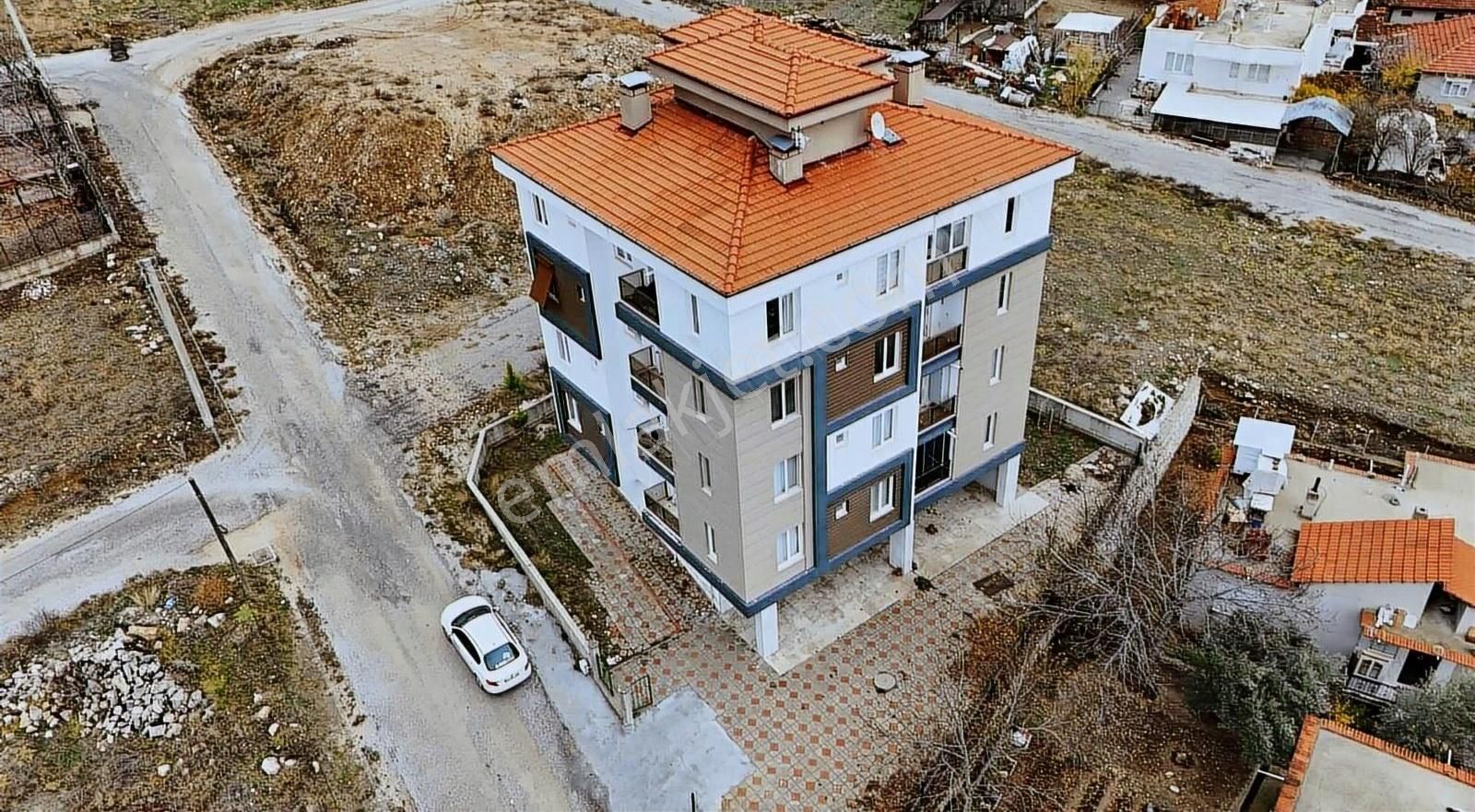 Bucak Onaç Satılık Daire Açan'dan Yeni Eşyalı 2+1 60 M2 Mini Daire