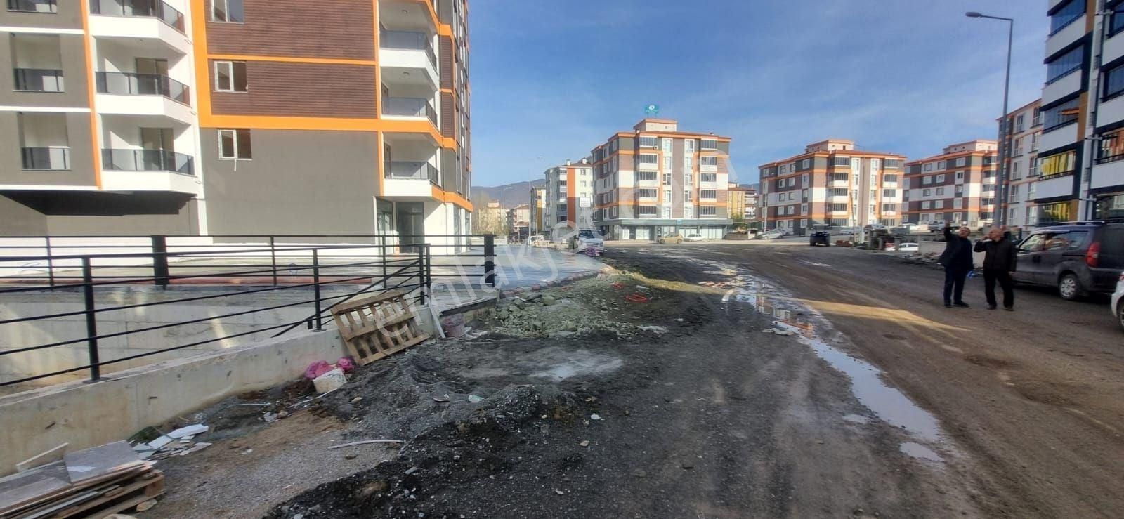 Tokat Merkez Yeniyurt Satılık Daire Vadi Emlaktan Yeniyurt Mahallesinde Satılık Bahçeli 3+1 Daire