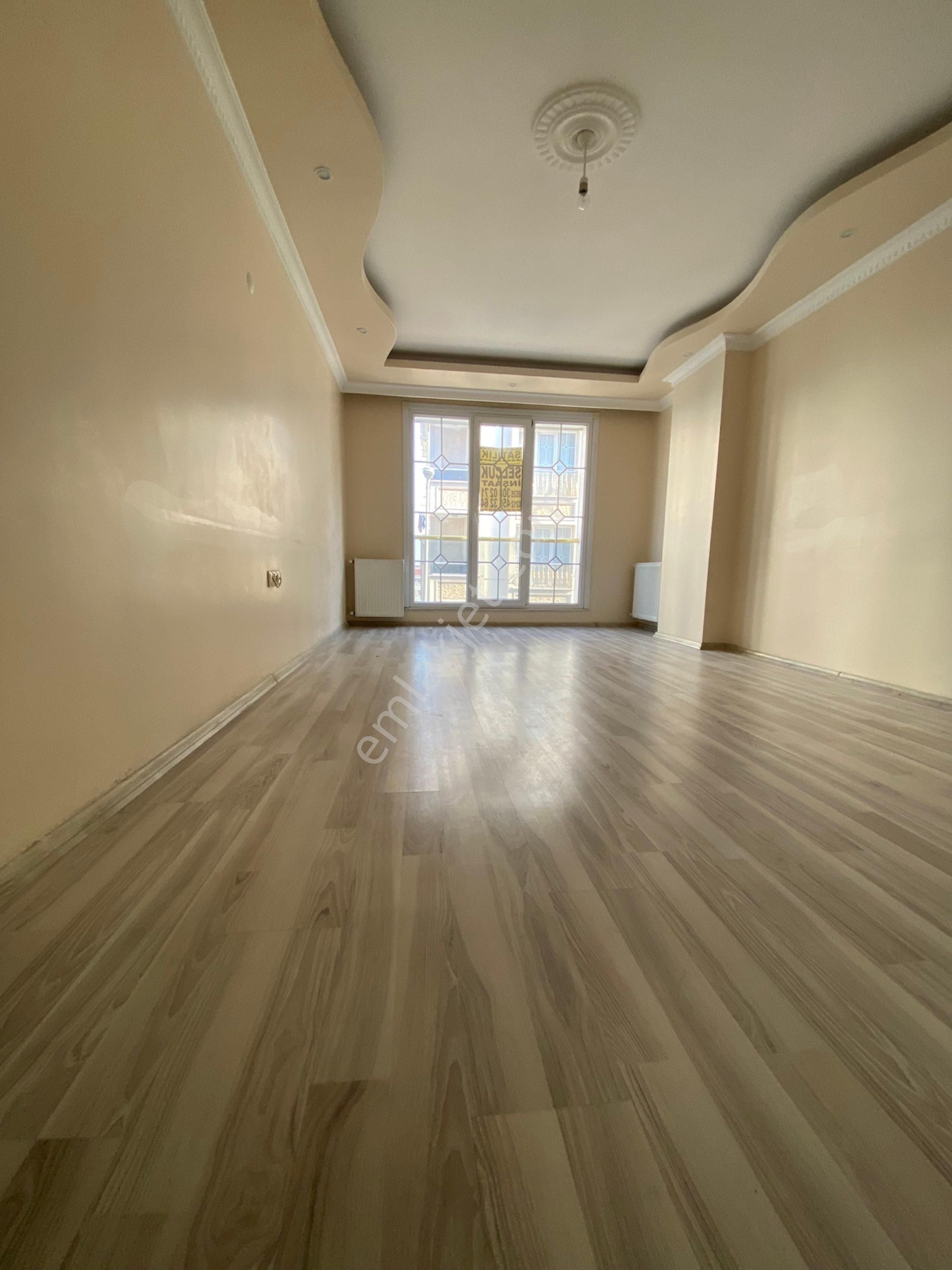 Esenyurt İnönü Satılık Daire Doğan Araslının Dibinde Satılık 140m² Satılık Ara Kat Daire