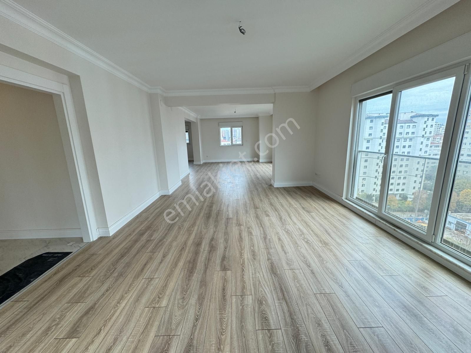 Kadıköy Feneryolu Satılık Daire Elite Homes'tan Feneryolu'nda Katta Tek Parka 1dk. 410m² 5+2