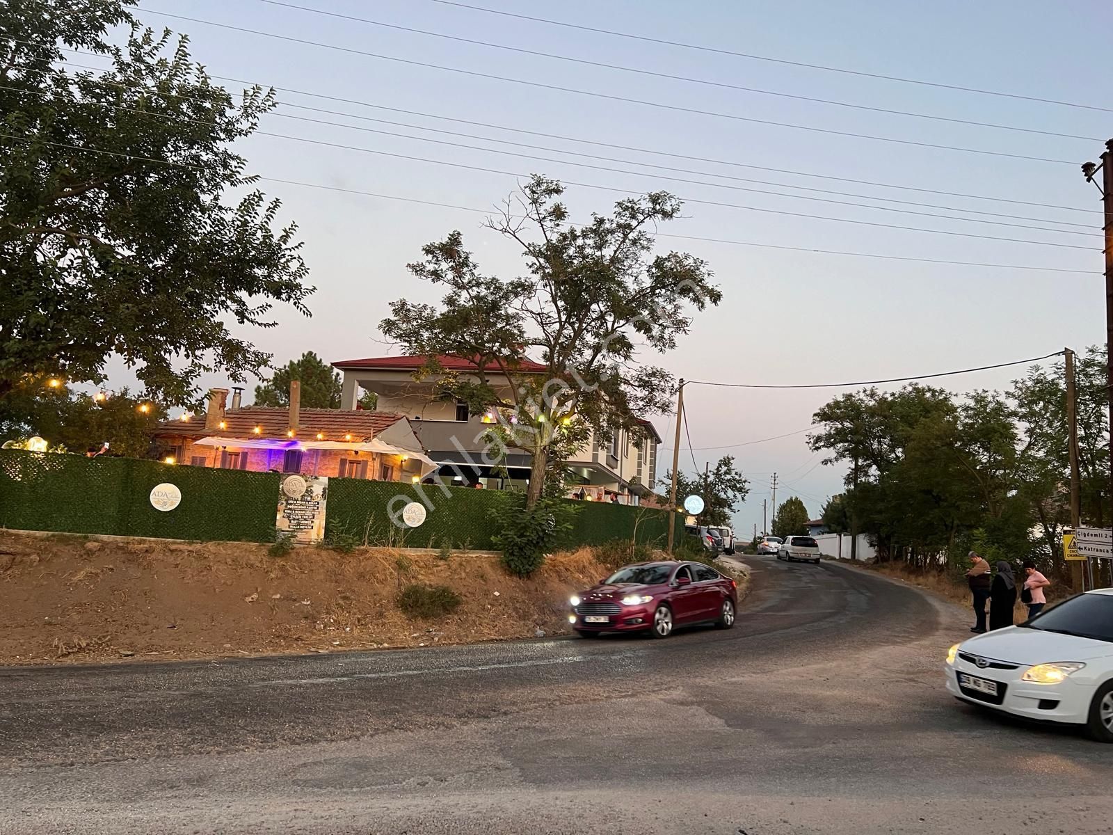 Hızlı Trene 10 Dk Yürüme Mesafesinde Ticari+konut 508m² Arsa - Görsel 4