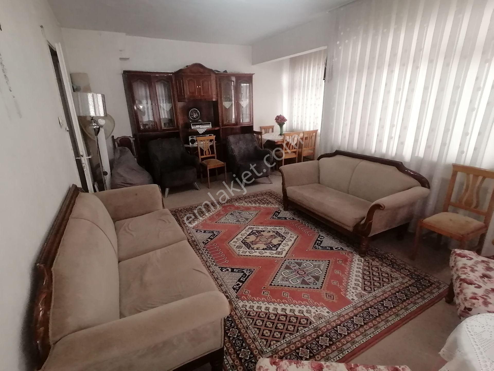 Efka Gayrimenkulden Şirinevler Meydana Yakın Satılık85 M2 2+1 Daire - Görsel 3