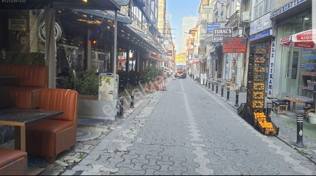 Ümraniye Atatürk Satılık Daire Ümraniye Atatürk Mahallesinde Satılık Yürüyüş Caddesine 20 Metre Satılık 288 M2 3 Katlı Kafe