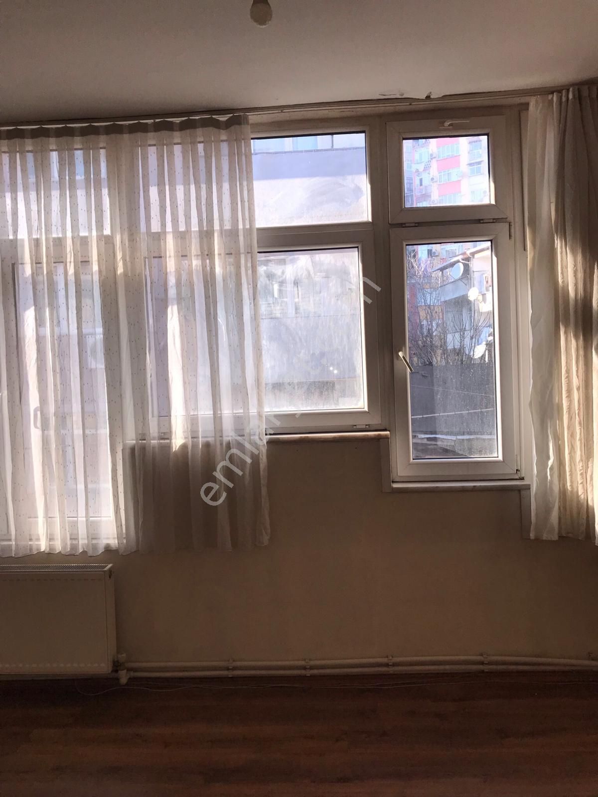 Sözgen'den Beyoğlu Kasımpaşa Kızılay Meydanı'nda Kiralık 1+1, 70m2, 2.kat Daire - 267k - Görsel 5