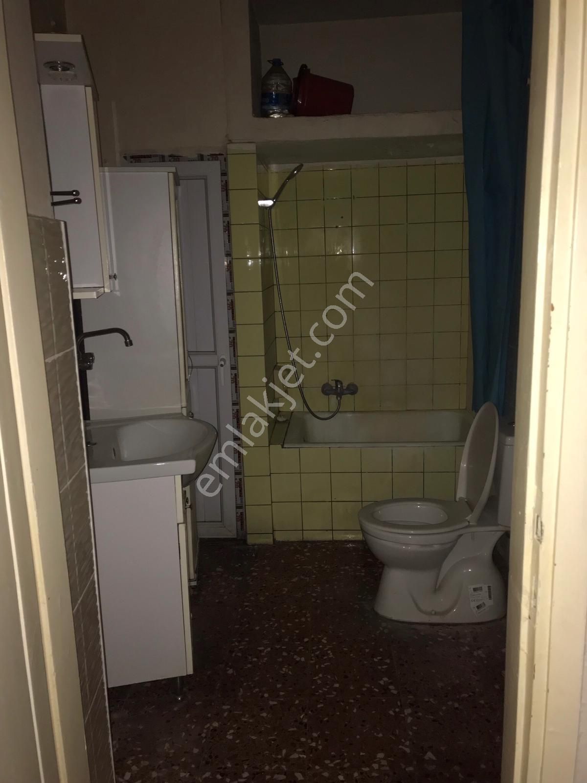 Sözgen'den Beyoğlu Kasımpaşa Kızılay Meydanı'nda Kiralık 1+1, 70m2, 2.kat Daire - 267k - Görsel 28