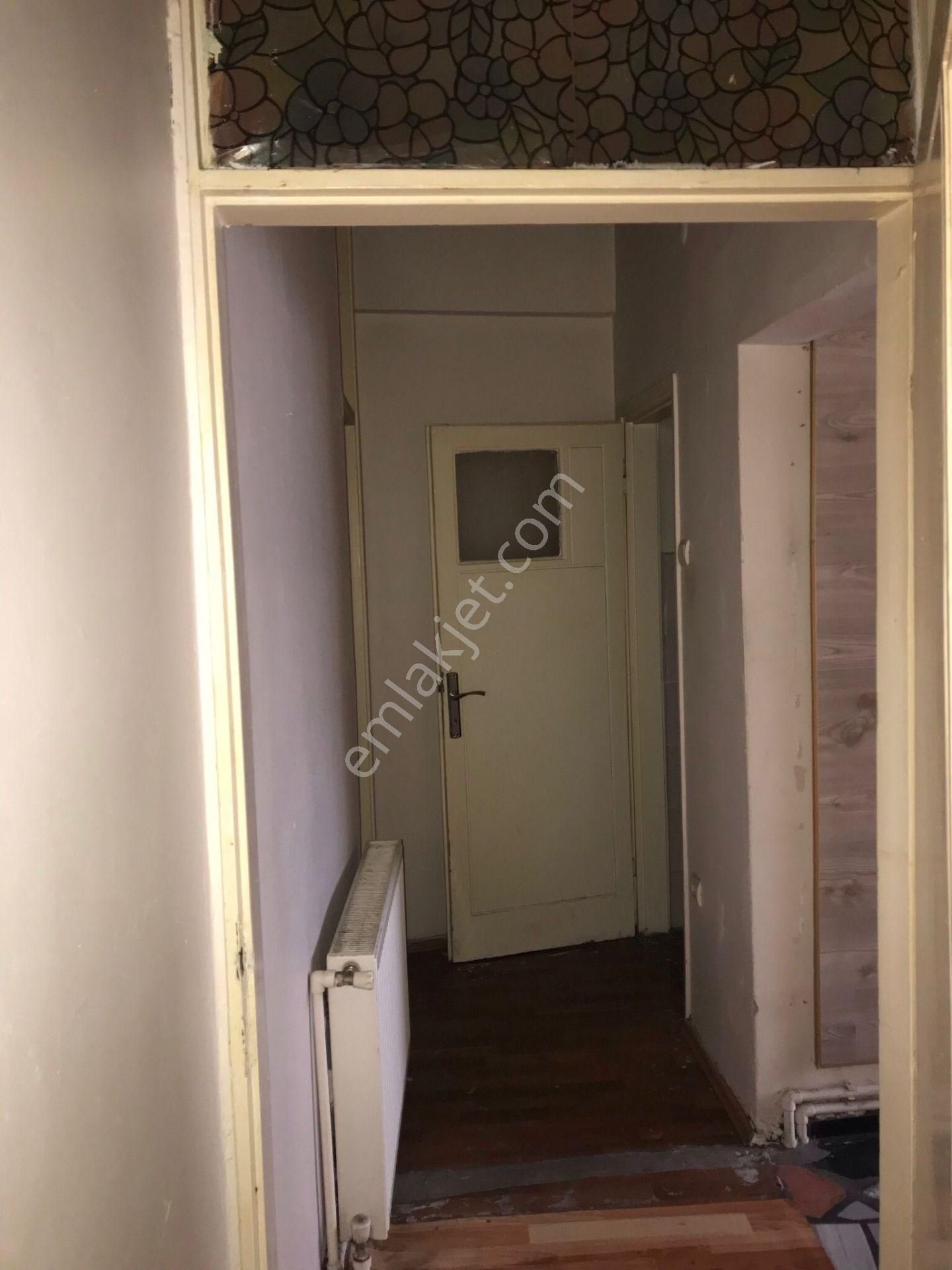 Sözgen'den Beyoğlu Kasımpaşa Kızılay Meydanı'nda Kiralık 1+1, 70m2, 2.kat Daire - 267k - Görsel 15