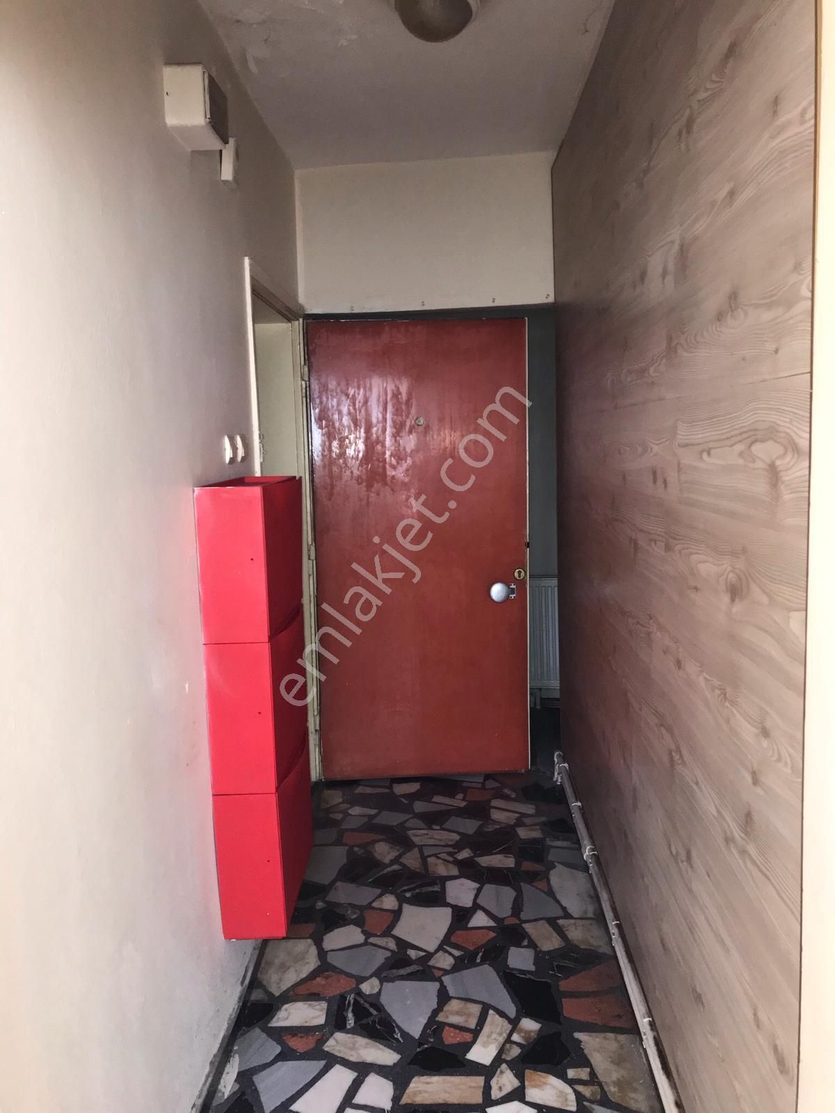 Sözgen'den Beyoğlu Kasımpaşa Kızılay Meydanı'nda Kiralık 1+1, 70m2, 2.kat Daire - 267k - Görsel 11