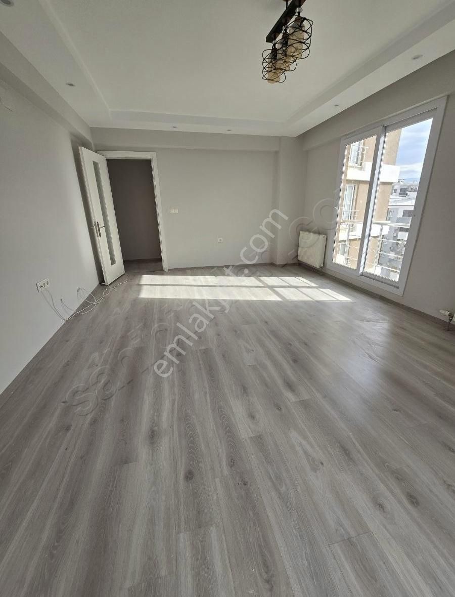 Nazilli Yeşil Satılık Daire Nazilli Yeşil Mahalle De Geniş 150 M2 Daire