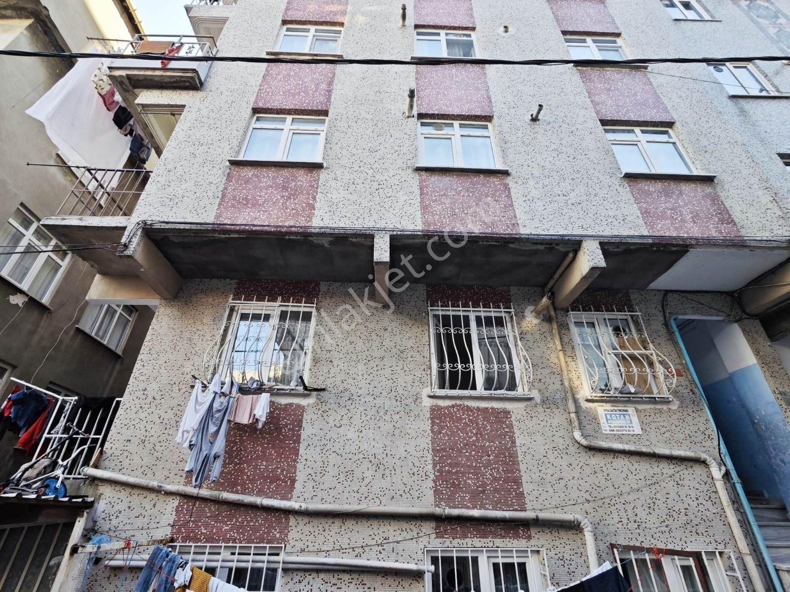 Bahçelievler Zafer Satılık Daire Serkan Gayrimenkulden Bahçelievler Yenibosnada 2+1 60 Metre Yüksek Giriş Daire