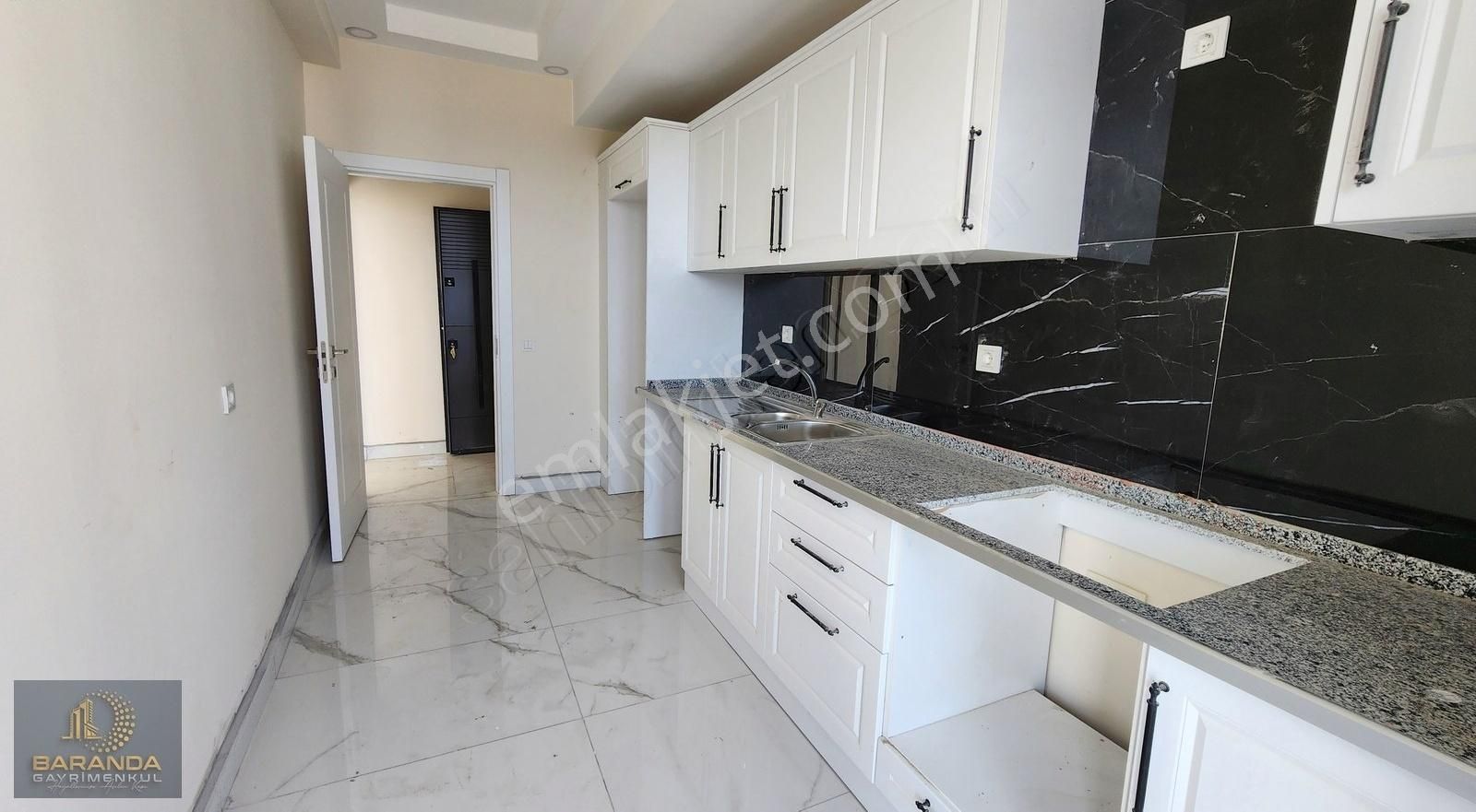 Finike Sahilde Deniz Manzaralı Satılık Lüks 2+1 Daire - Görsel 16