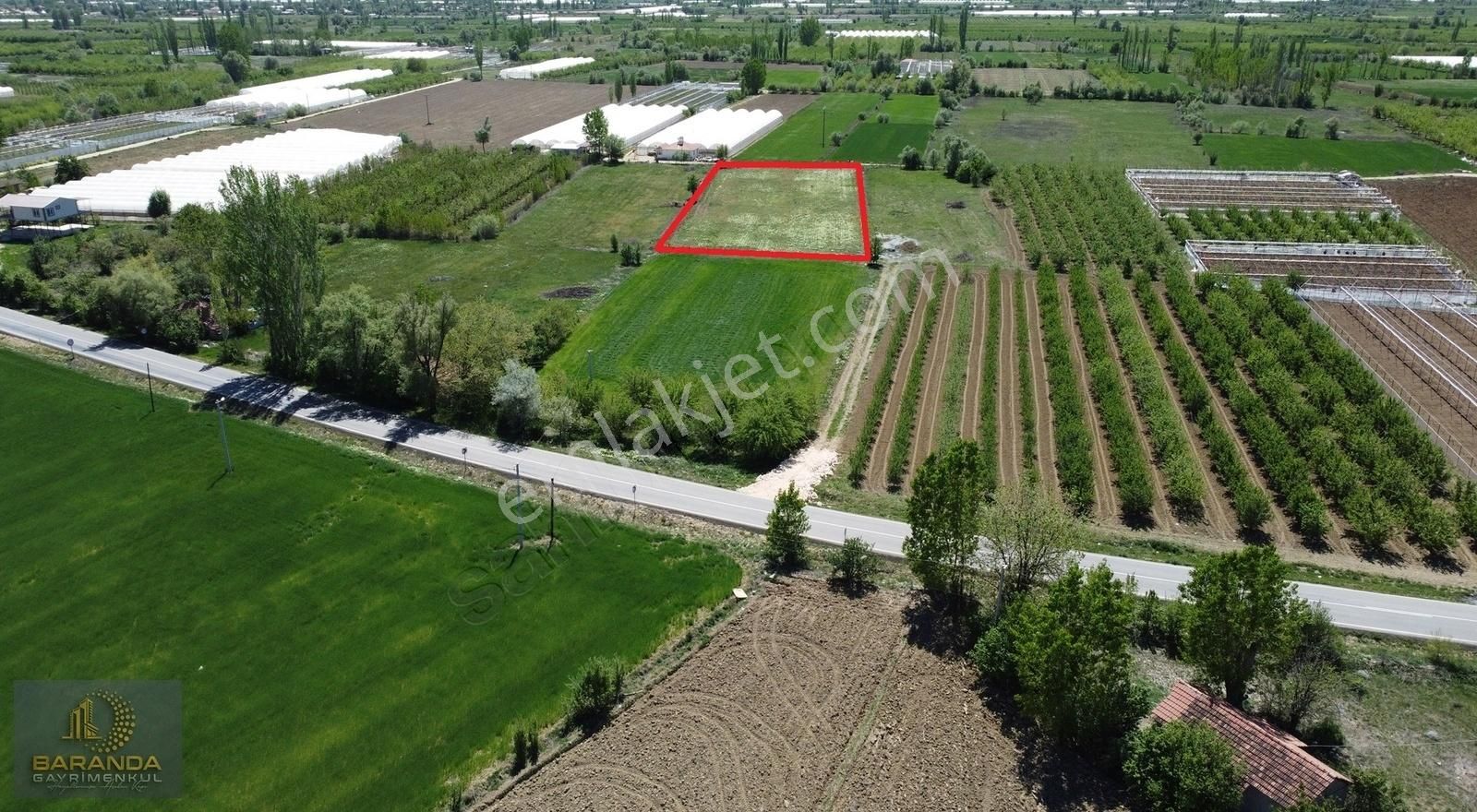 Elmalı Akçay Satılık Tarla Elmalı/islamlar Mah. 4400 M² Anayola Yakın Satılık Tarla