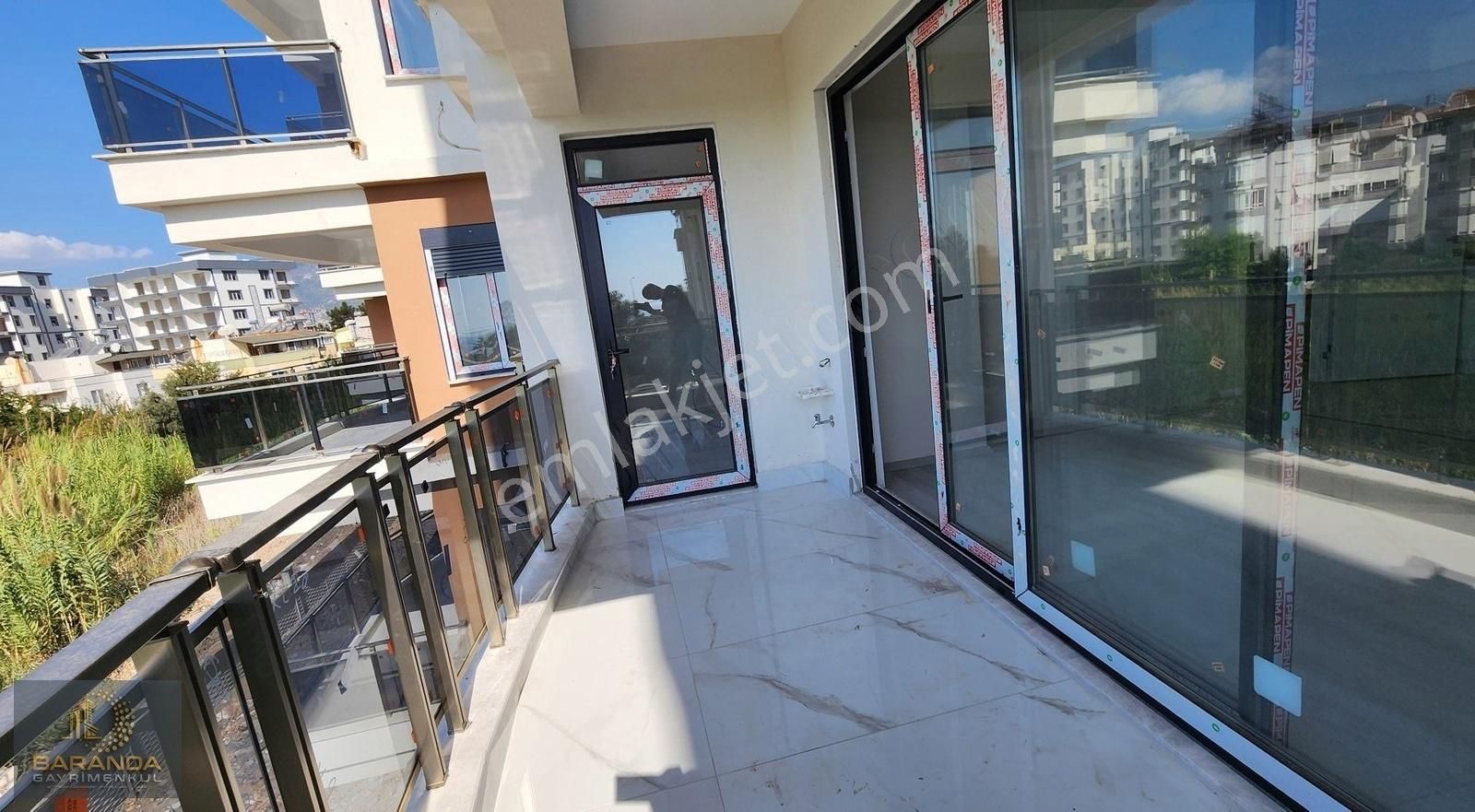 Finike Sahilde Lüks Projede Deniz Manzaralı Satılık 1+1 Rezidans - Görsel 6