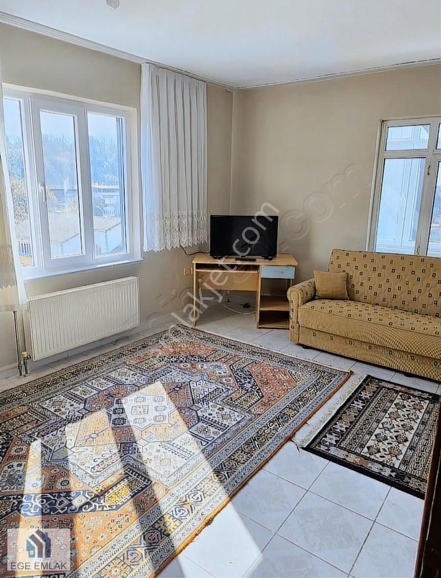 İpsala Bayrambey Kiralık Daire İpsala Merkez Devlet Hastanesi Yanında Doğalgazlı Eşyalı Daire