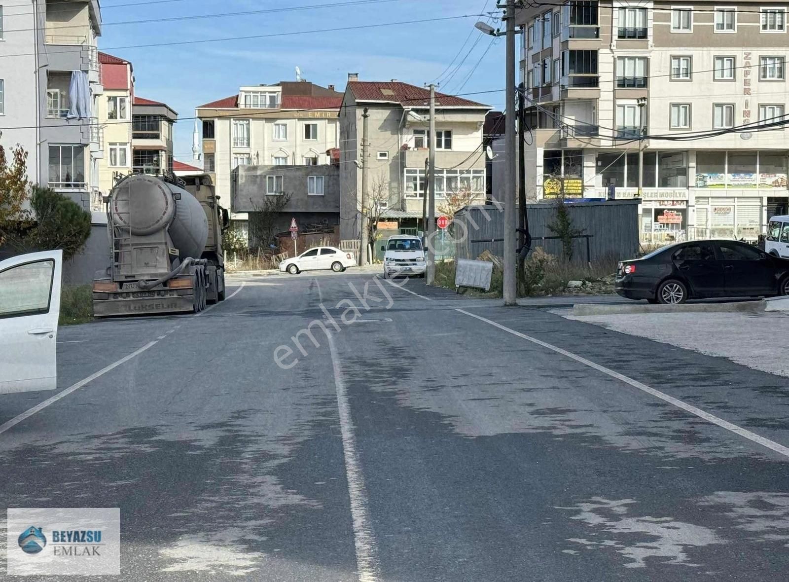 Kapaklı Bahçelievler Satılık Ticari İmarlı Kapaklı'da Şehir Merkezinde Muhteşem Konumda Satılık Arsa