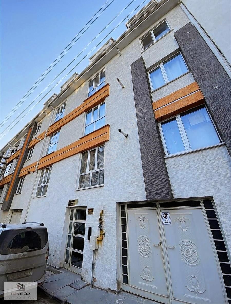 Tepebaşı Kumlubel Kiralık Daire Tekgöz'den Tei - Emniyet Karşısında Kiralık Arakat Apart Daire