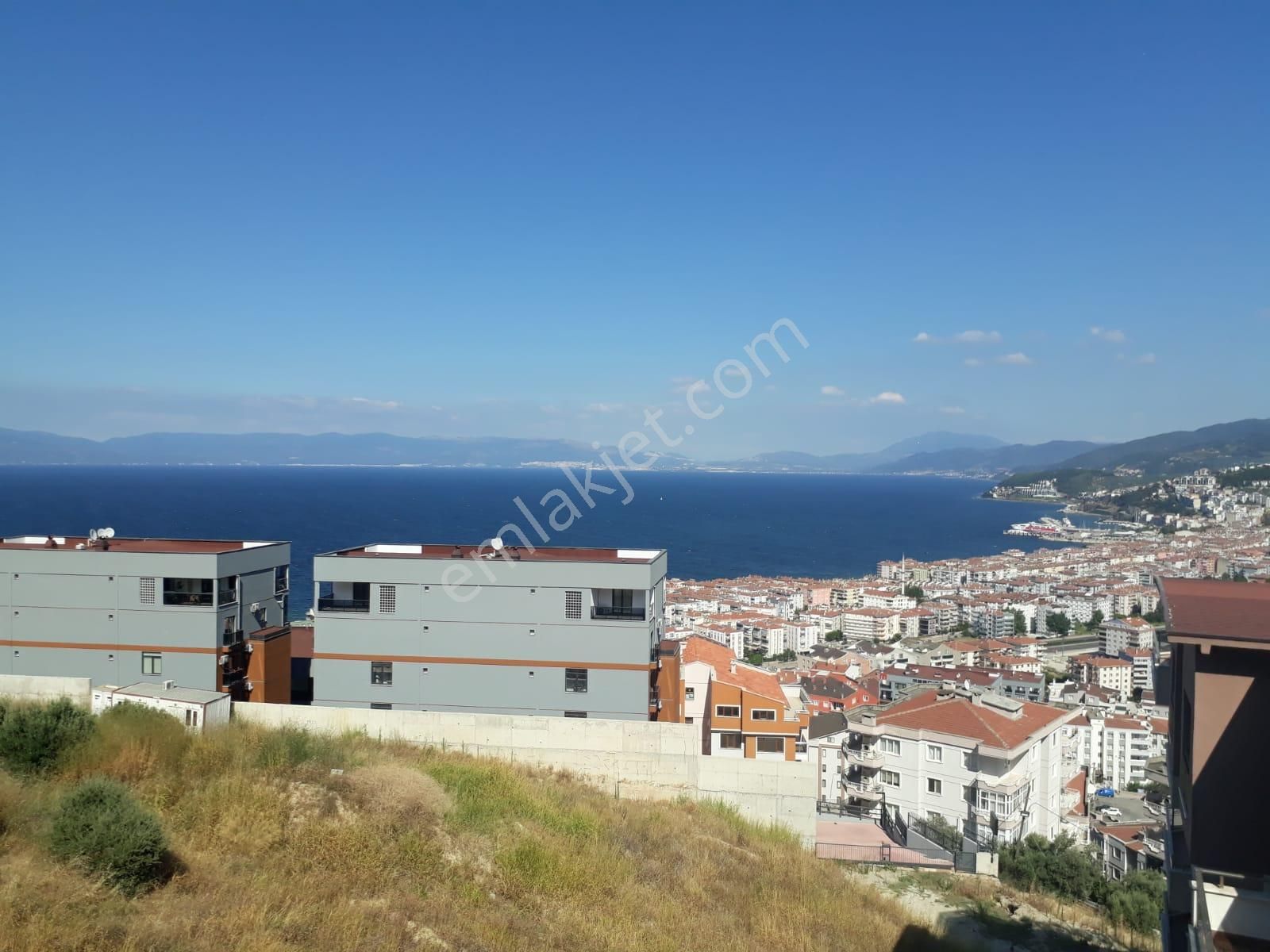 Mudanya Yeni Kiralık Daire Mudanya Deniz Manzaralı Havuzlu Ara Kat Yeni Daire