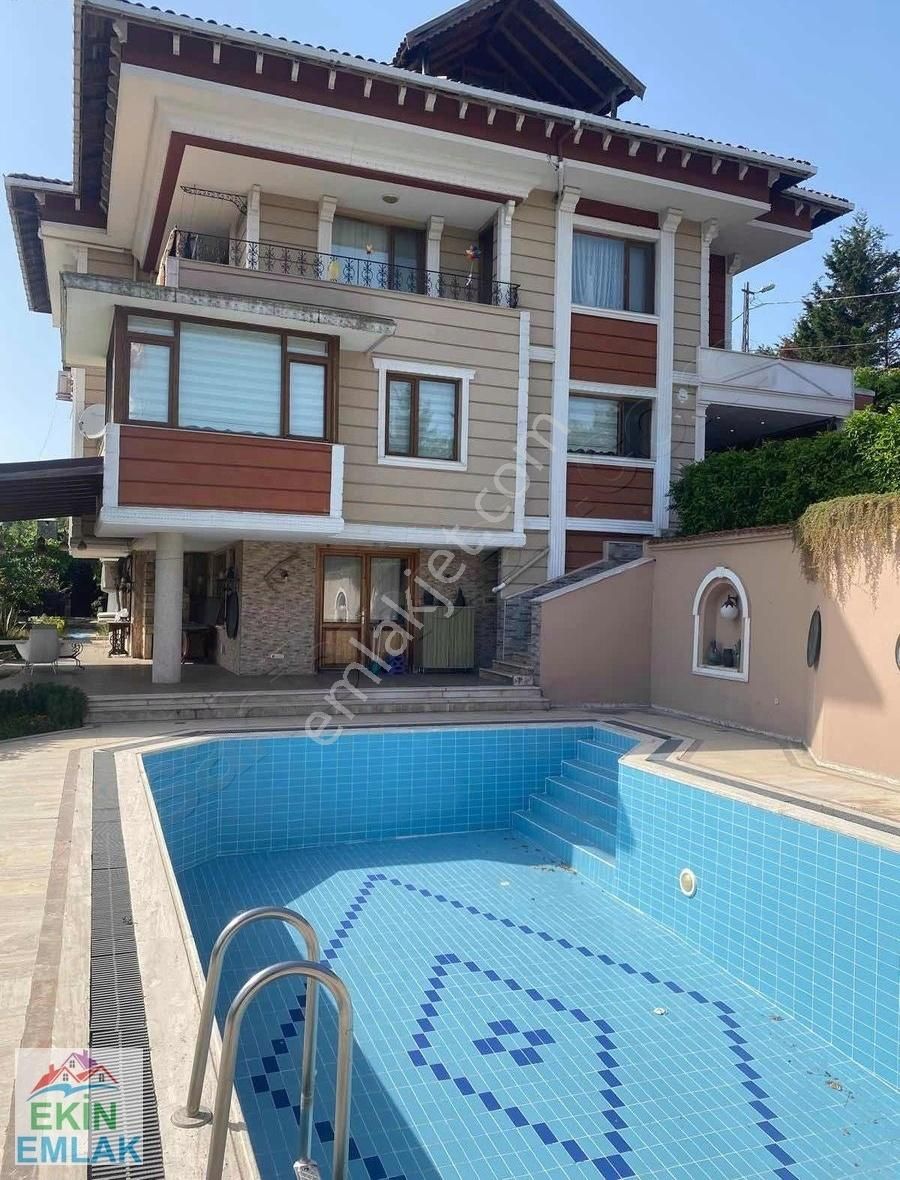 Beykoz Yavuz Selim Kiralık Villa Beykoz Çavuşbaşı Yavuselimde 1600 M2 Konut Ve İşyerine Uygun 3 K