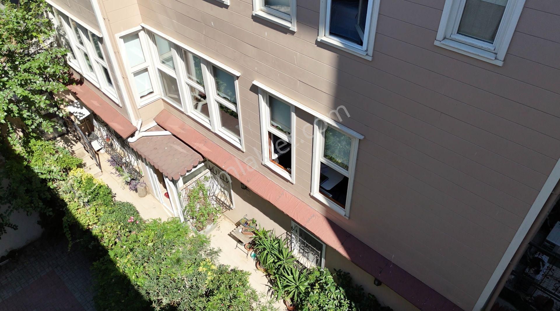 Salacak'ta Satılık 3.5 Katlı Restore Edilmiş Tarihi Köşk - Görsel 8