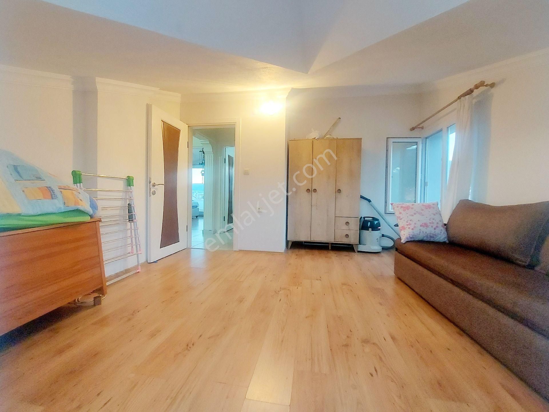 Didim Akbükte Sahile 70m Mesafede Deniz Manzaralı 3+1 Dublex Daire - Görsel 13